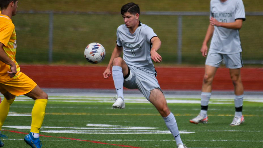 Men's Soccer Blanks the Yellow Jackets for first OAC Win