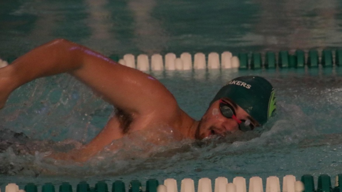 Men's Swimming Finishes Corbiere-Merion Invitational in Third