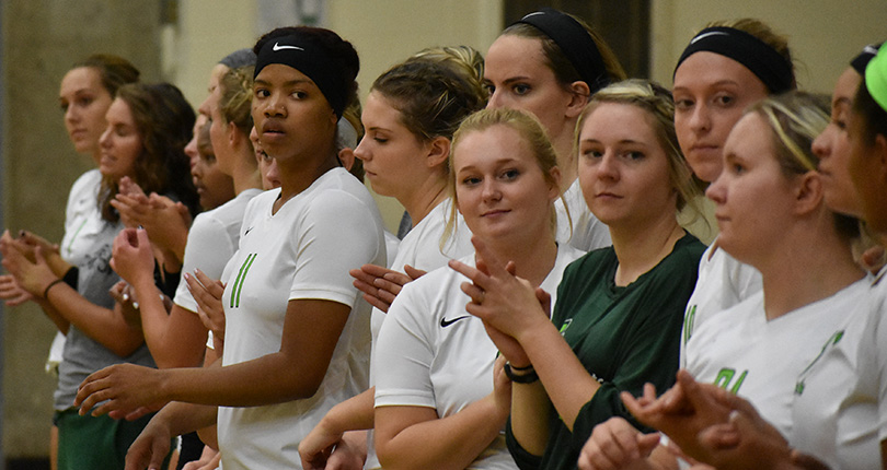 Straight set loss for @DubC_Volleyball