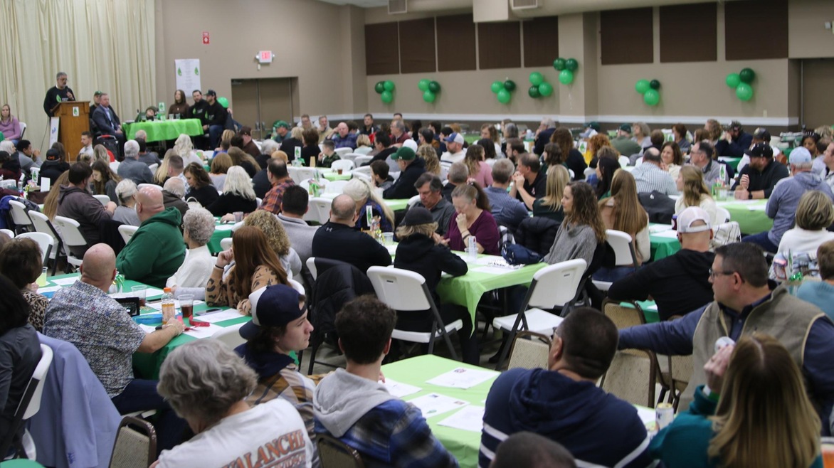 Baseball Hosts Successful First Pitch Cook-Off Dinner