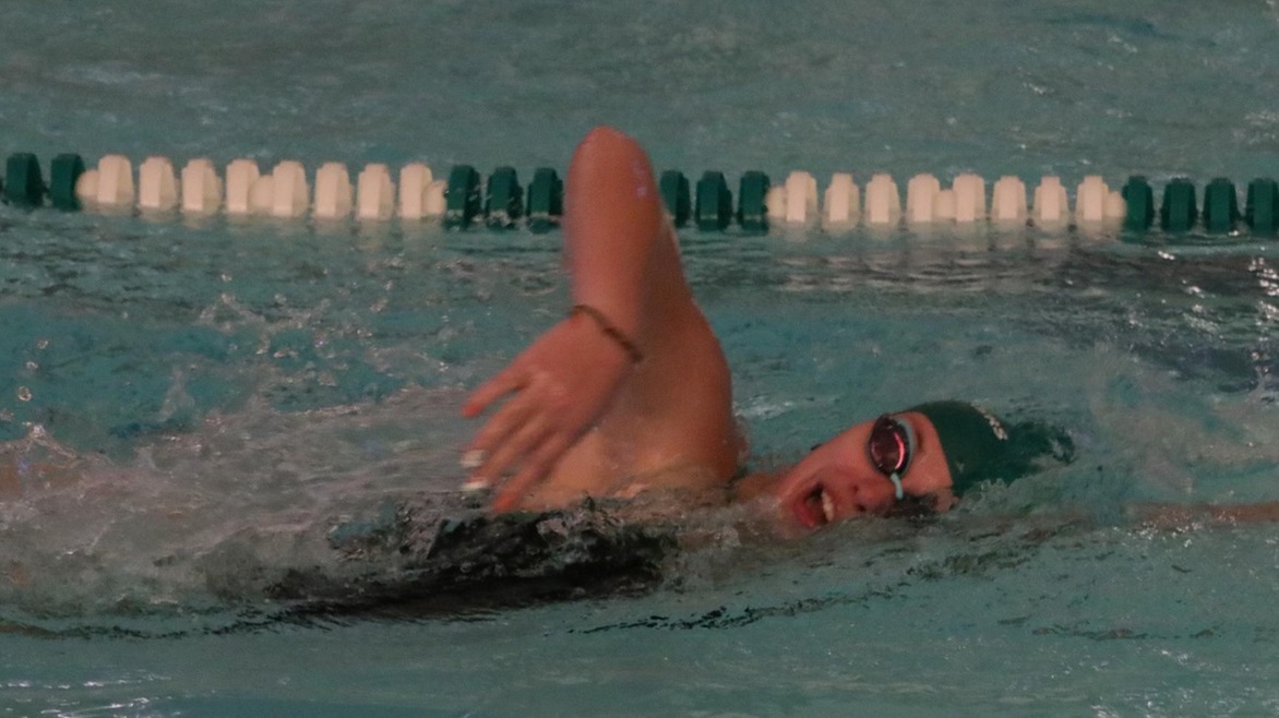 Women's Swimming Moves Up a Spot On Sunday, Finishes Corbiere-Merion Invitational in Third